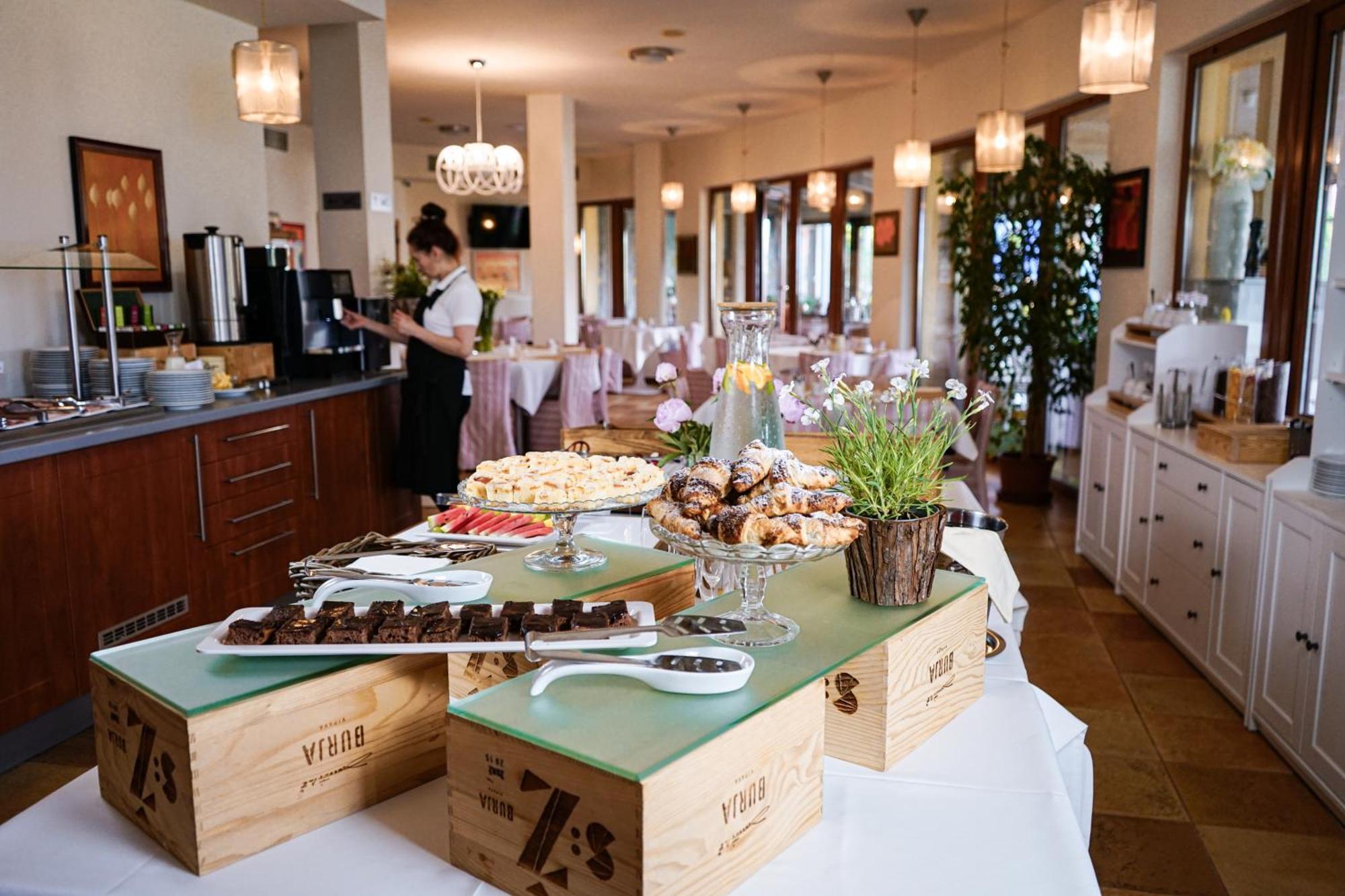 Hotel Slunecna Louka Lipno nad Vltavou Extérieur photo